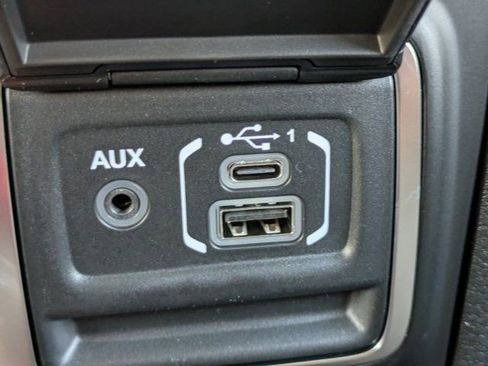 New 2025 Jeep Gladiator Rubicon image 20