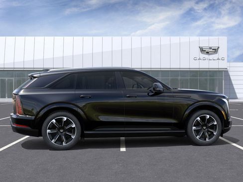 New 2026 Cadillac Escalade IQ Sport 1 w/ LPO, Floor Liner Package image 28