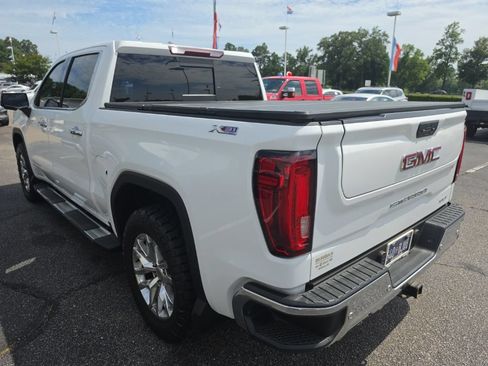 Used 2019 GMC Sierra 1500 SLT w/ SLT Premium Plus Package AWD/4WD image 2