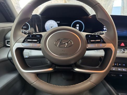 Certified 2023 Hyundai Elantra SEL w/ Convenience Package image 16