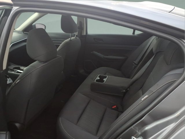 Certified 2025 Nissan Altima 2.5 S FWD image 28