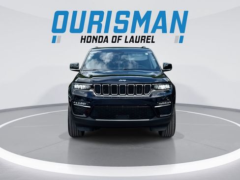 Used 2023 Jeep Grand Cherokee 4WD 4xe image 3