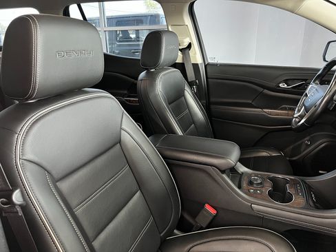 Used 2021 GMC Acadia Denali w/ GMC Pro Grade Package AWD/4WD image 30