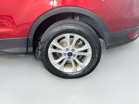 Used 2019 Ford Escape SEL FWD image 11