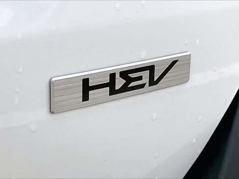 Certified 2025 Kia Carnival SX FWD image 7