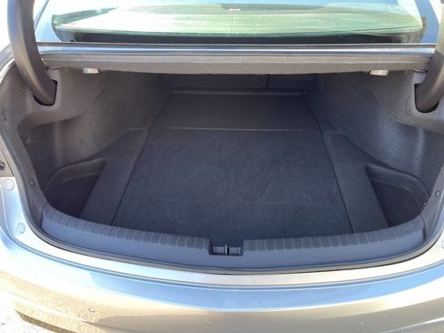 Used 2018 Acura TLX V6 w/Advance 4dr Sedan Package image 12