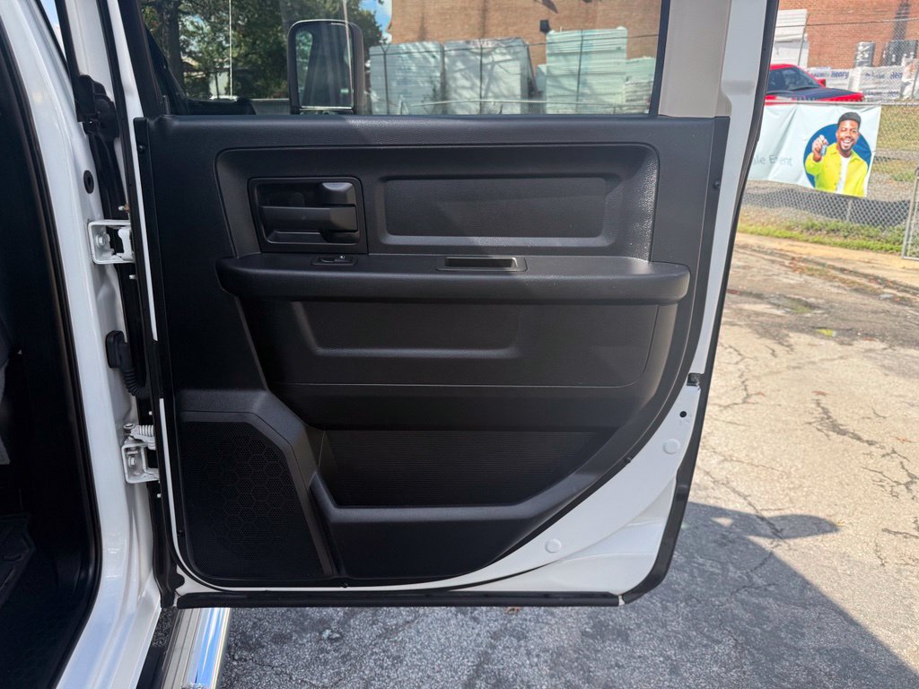 Used 2018 RAM 3500 Tradesman w/ Chrome Appearance Group AWD/4WD image 43