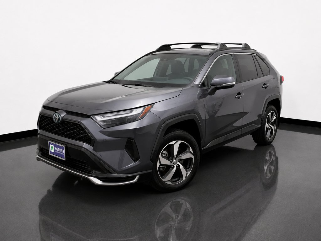 Used 2024 Toyota RAV4 SE w/ Weather & Moonroof Package AWD/4WD image 1