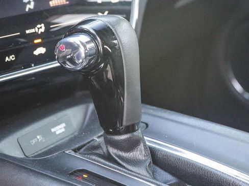 Used 2021 Honda HR-V EX-L image 20