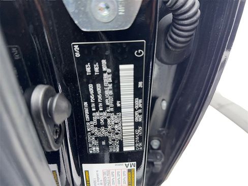 Used 2024 Toyota 4Runner Limited image 54