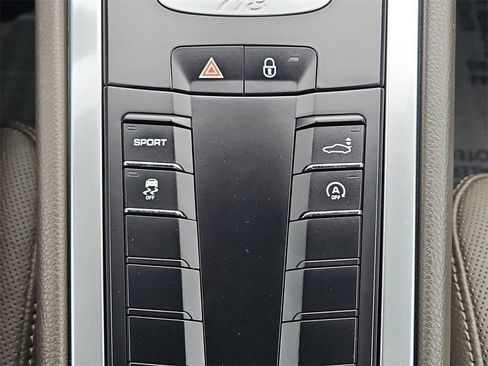 Used 2017 Porsche 718 Cayman image 17