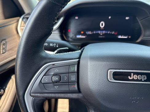 Used 2021 Jeep Grand Cherokee L Limited image 15