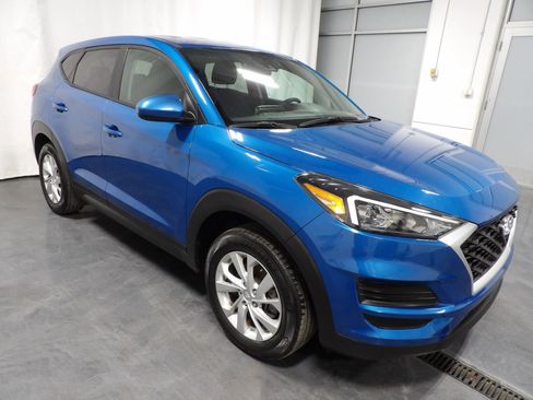 Used 2021 Hyundai Tucson SE w/ Cargo Package image 2