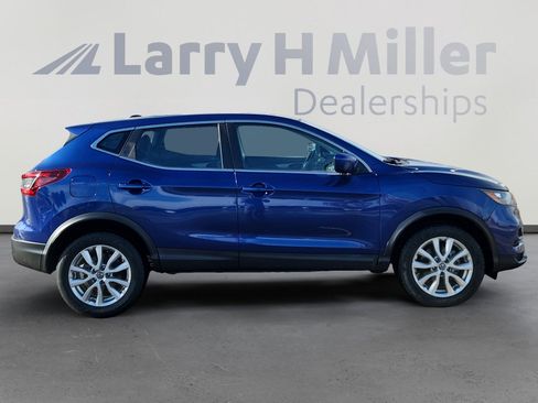 Used 2021 Nissan Rogue Sport S image 7