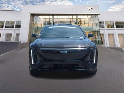 Certified 2024 Cadillac Lyriq Sport RWD image 2
