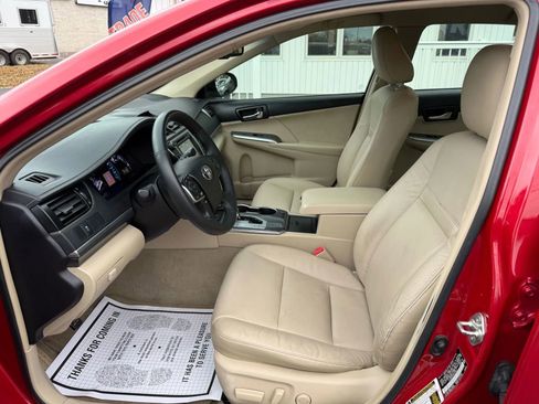Used 2014 Toyota Camry XLE FWD image 15