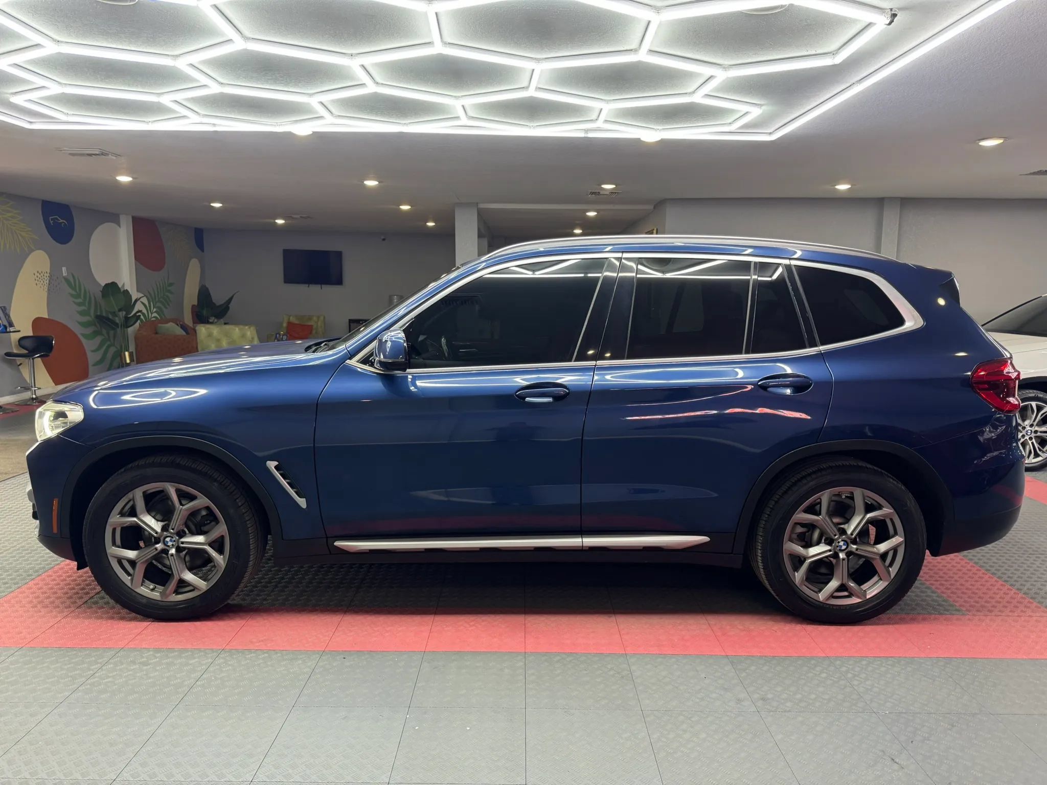 Used 2020 BMW X3 sDrive30i w/ Convenience Package RWD image 4
