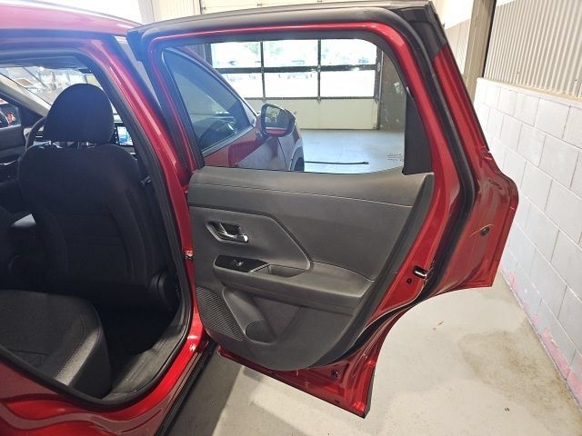 New 2026 Nissan Kicks SV w/ SV Premium Package AWD/4WD image 15