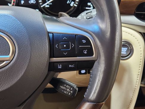 Used 2021 Lexus LX 570 4WD w/ Luxury Package image 50