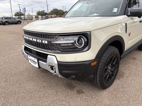 Used 2025 Ford Bronco Sport Badlands w/ Badlands Tech Package AWD/4WD image 7