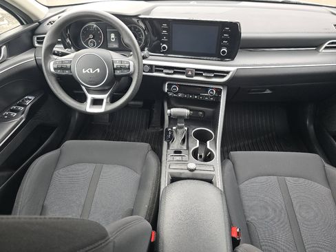 Used 2023 Kia K5 LXS image 18