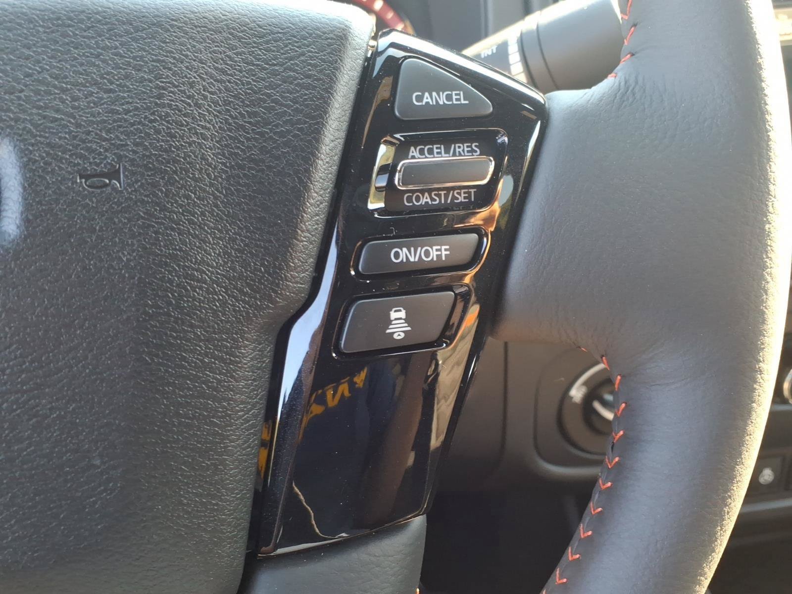 Used 2026 Nissan Frontier PRO-4X w/ Tow Package AWD/4WD image 28
