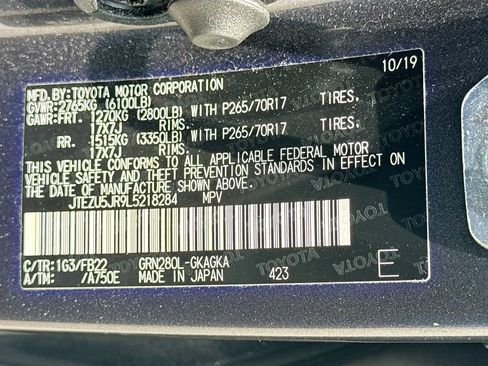 Used 2020 Toyota 4Runner SR5 RWD image 35