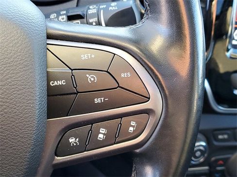 Used 2021 Jeep Cherokee Limited image 13