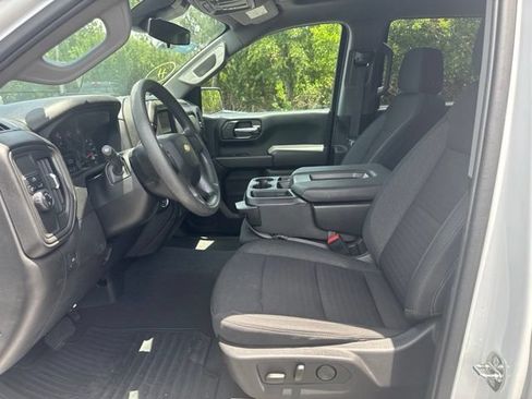 Used 2024 Chevrolet Silverado 1500 Custom RWD image 8