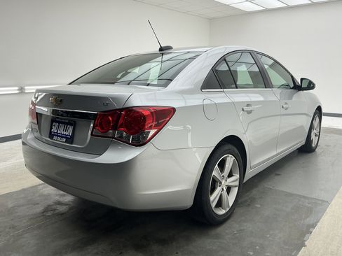 Used 2015 Chevrolet Cruze LT image 4