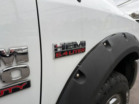 Used 2017 RAM 3500 Tradesman w/ Chrome Appearance Group image 24