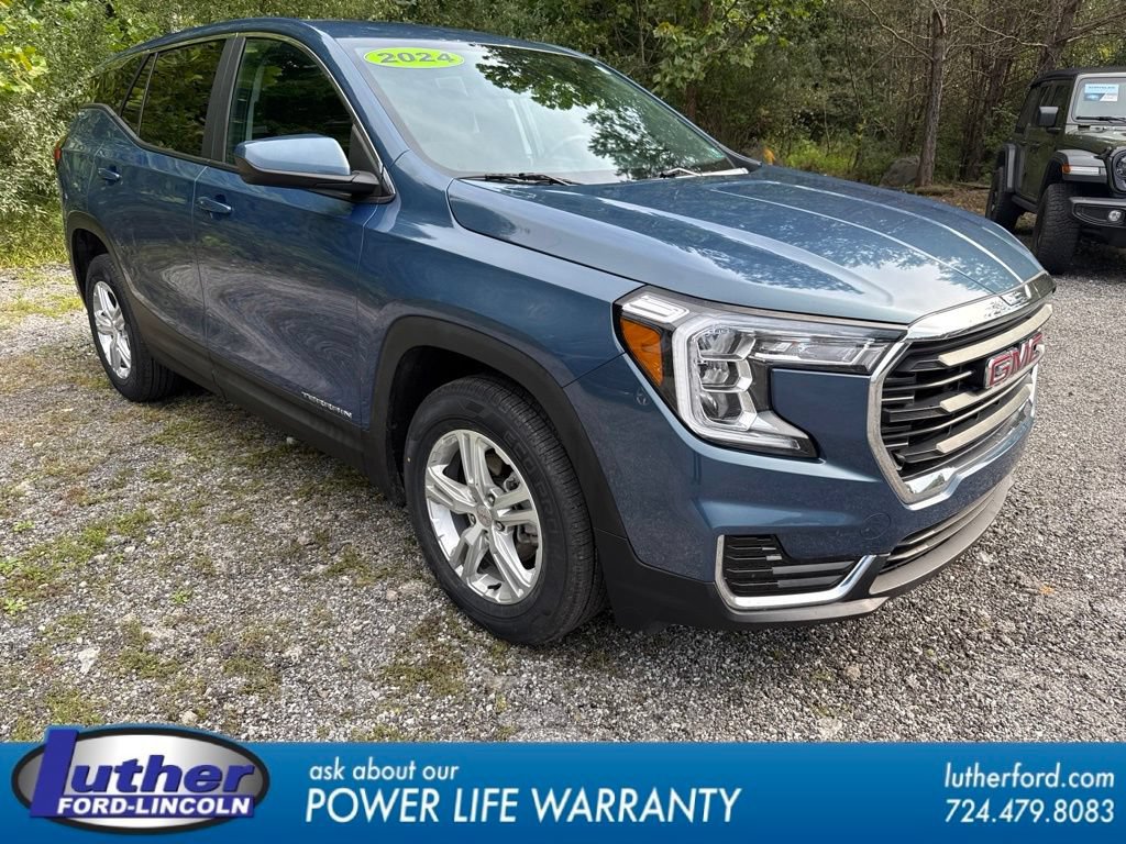 Used 2024 GMC Terrain SLE AWD/4WD image 1