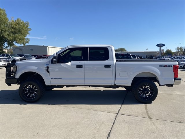 Used 2018 Ford F250 XLT w/ Snow Plow Prep Package AWD/4WD image 4
