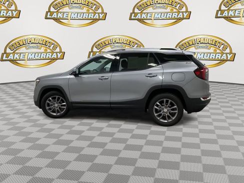 Used 2023 GMC Terrain SLT AWD/4WD image 8