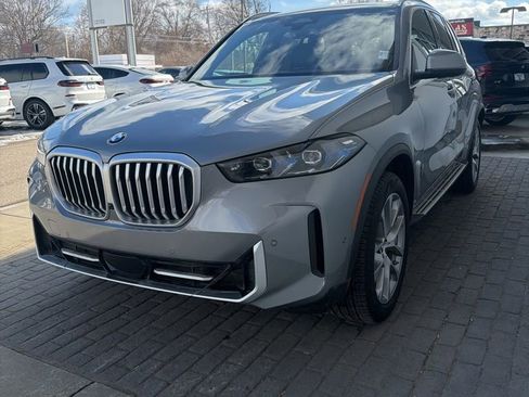 Used 2026 BMW X5 xDrive40i image 3