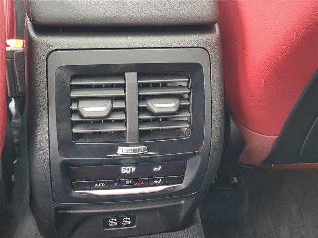 Used 2025 BMW X4 xDrive30i w/ M Sport Package AWD/4WD image 18