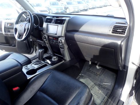 Used 2012 Toyota 4Runner Limited image 13
