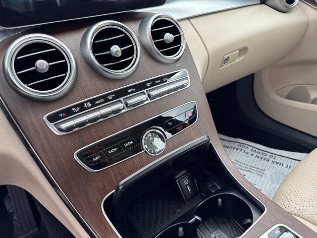 Used 2020 Mercedes-Benz C 300 4MATIC Sedan image 19