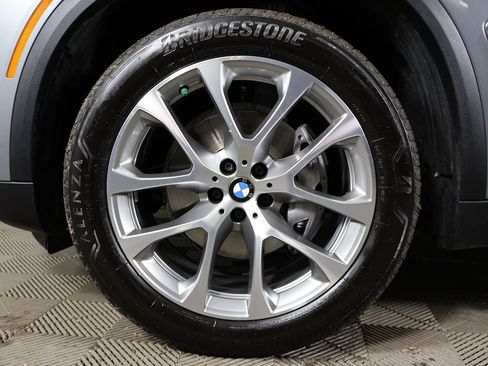 Used 2024 BMW X5 xDrive40i w/ Premium Package image 24
