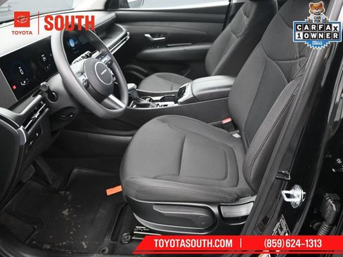 Used 2025 Hyundai Tucson SE AWD/4WD image 9