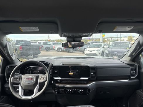 New 2026 GMC Sierra 1500 Elevation image 21