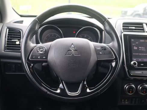 Used 2021 Mitsubishi Outlander Sport SE FWD image 12