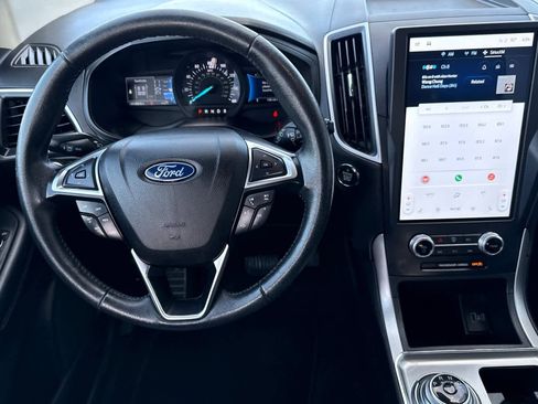 Used 2022 Ford Edge SEL image 14