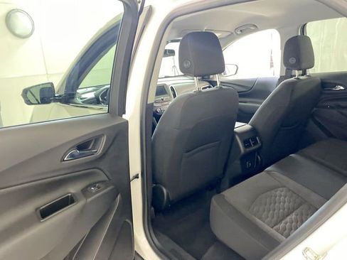 Used 2021 Chevrolet Equinox LT image 29