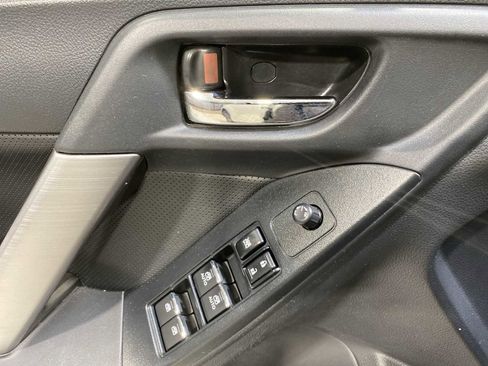 Used 2017 Subaru Forester 2.0XT Premium image 23