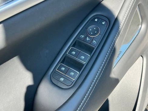 Used 2026 INFINITI QX60 Luxe w/ Cargo Package AWD/4WD image 13