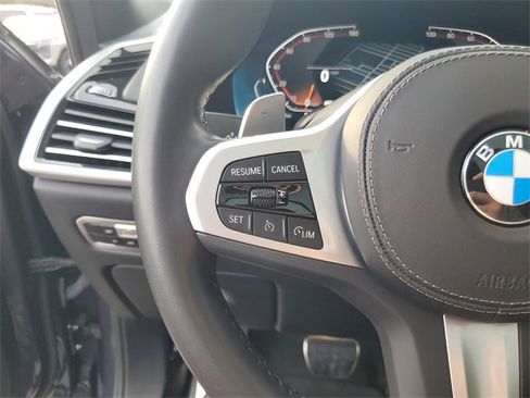 Used 2022 BMW X5 xDrive40i w/ M Sport Package image 18