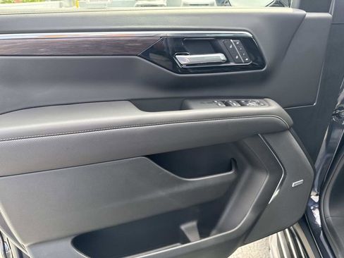 New 2026 Chevrolet Tahoe Premier image 14