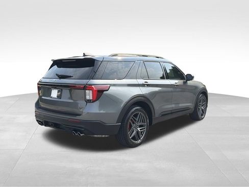 Used 2025 Ford Explorer ST w/ Sun And Sound Package AWD/4WD image 3