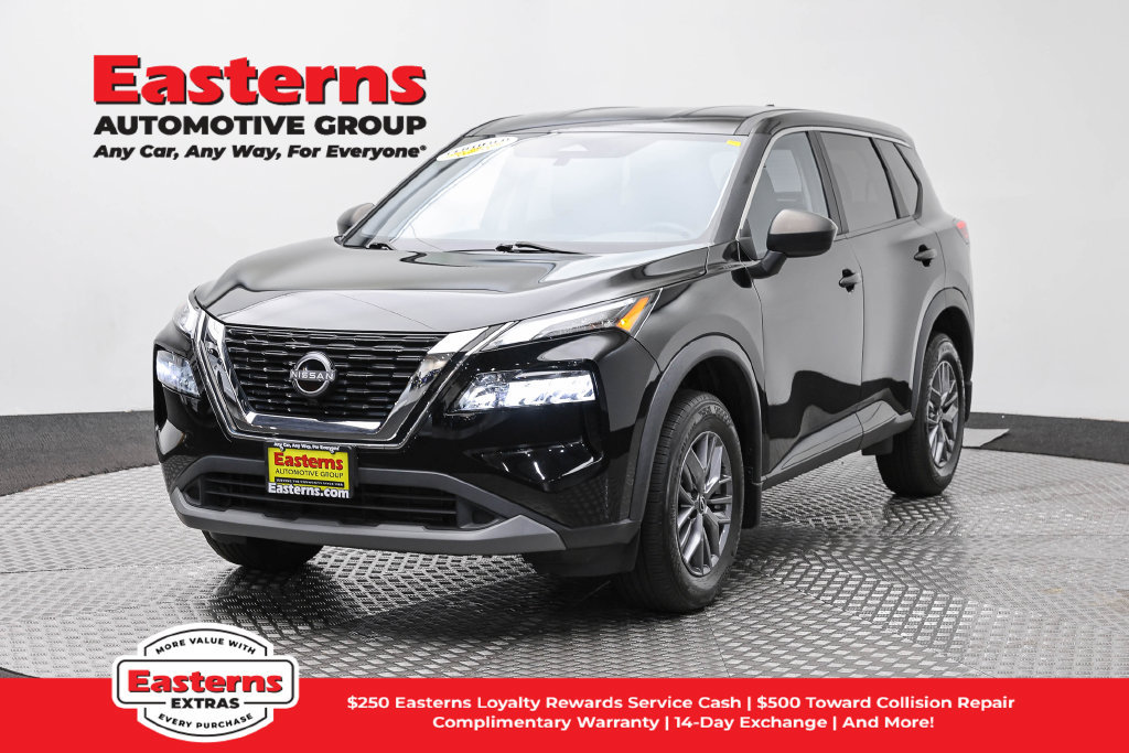 Used 2023 Nissan Rogue S AWD/4WD image 1